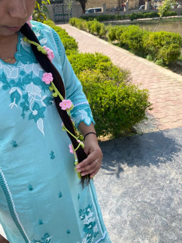 Crochet dori flower paranda